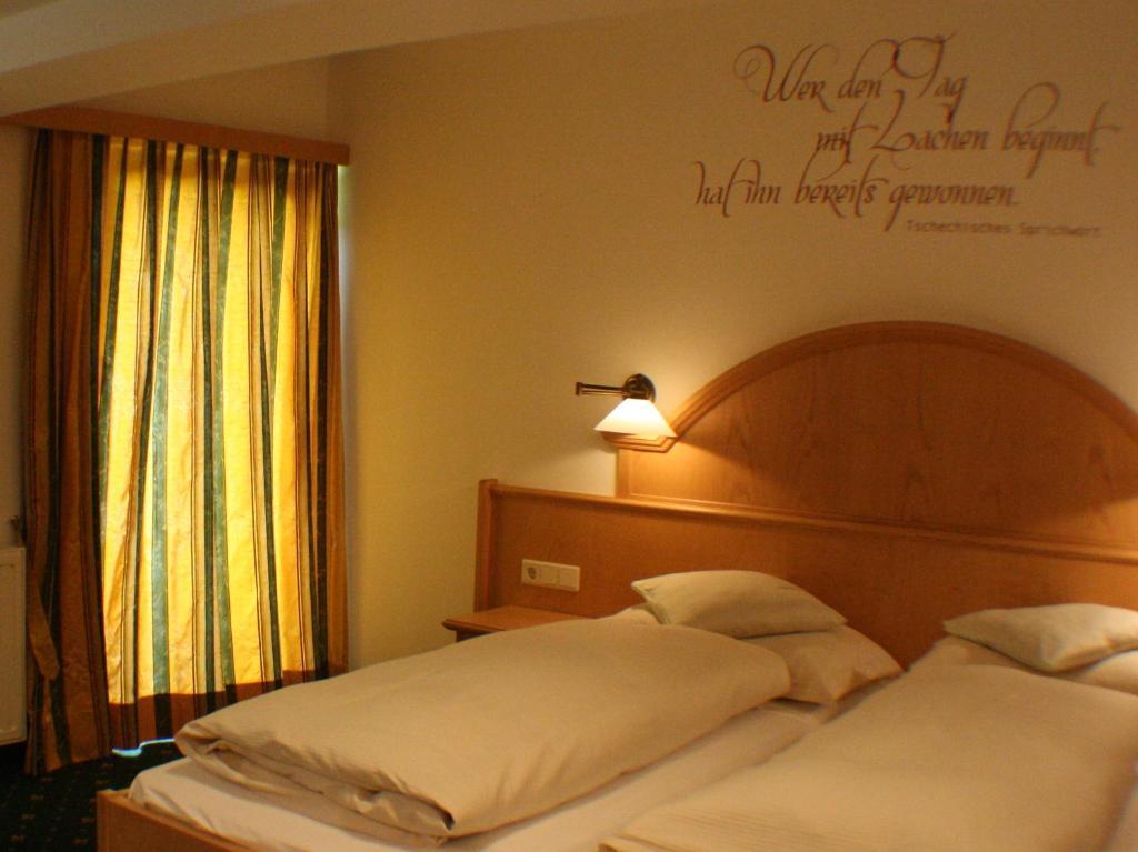 Hotel Garni Laerchenhof Lech am Arlberg Pokoj fotografie