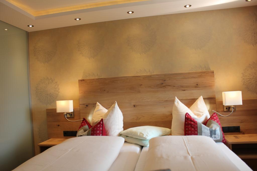 Hotel Garni Laerchenhof Lech am Arlberg Pokoj fotografie